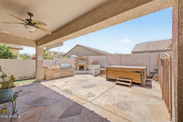 3455 E MAYBERRY Court, Gilbert, AZ 85297