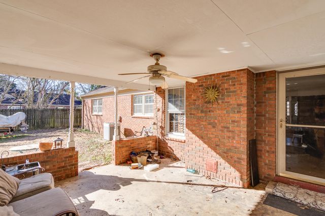 2618 ABERCORN CV, Memphis, TN 38119