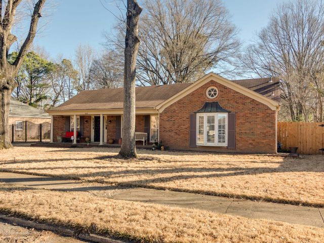 2618 ABERCORN CV, Memphis, TN 38119