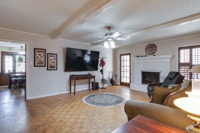 2618 ABERCORN CV, Memphis, TN 38119