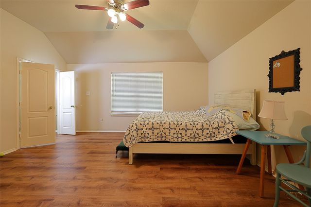 2142 Robinwood Drive, Deer Park, TX 77536