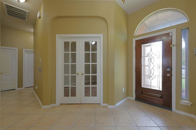 2142 Robinwood Drive, Deer Park, TX 77536