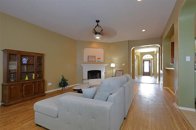 2142 Robinwood Drive, Deer Park, TX 77536