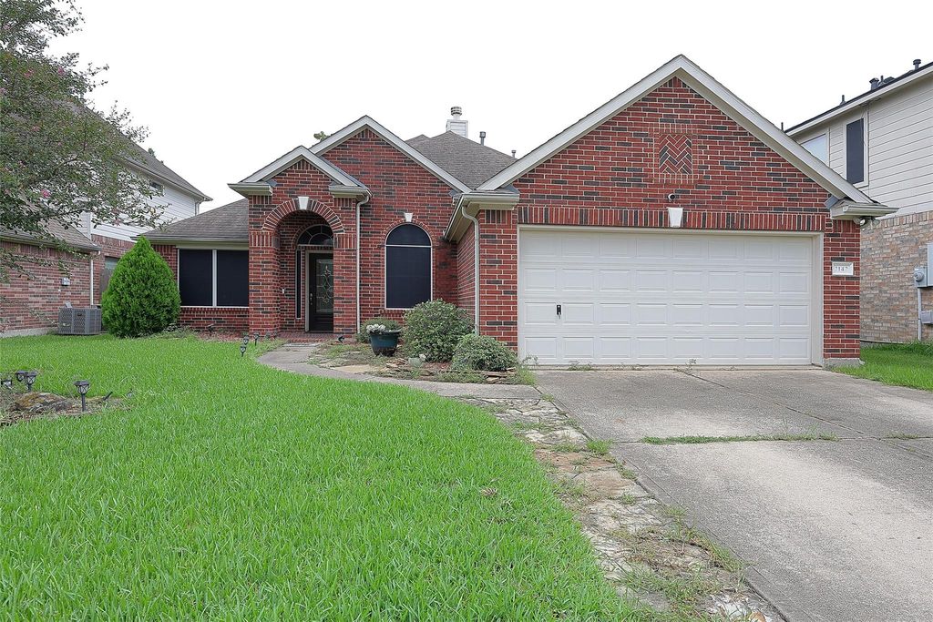 2142 Robinwood Drive, Deer Park, TX 77536
