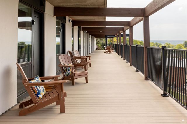 1700 N Manhattan Ave Apt 307, Manhattan, KS 66502