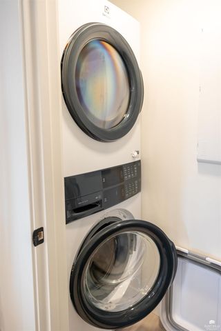 1700 N Manhattan Ave Apt 307, Manhattan, KS 66502