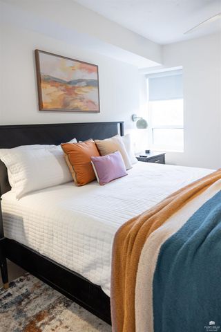 1700 N Manhattan Ave Apt 307, Manhattan, KS 66502