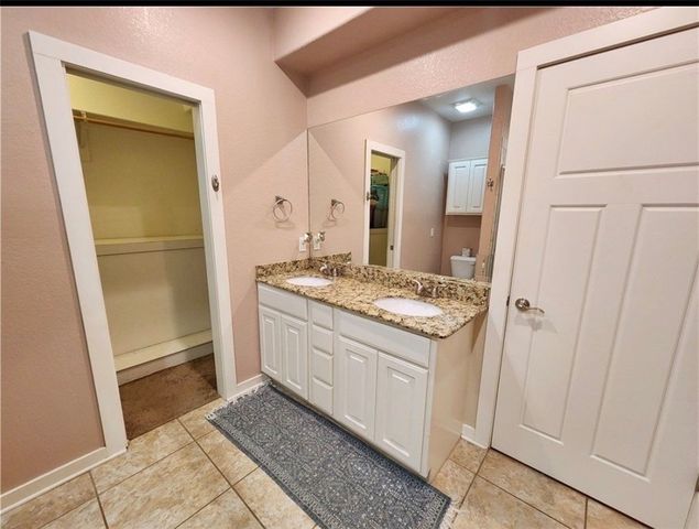 2800 SW Arbor Road, Bentonville, AR 72713