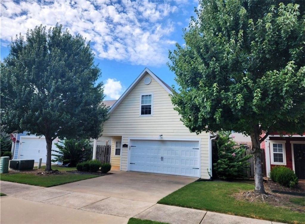 2800 SW Arbor Road, Bentonville, AR 72713