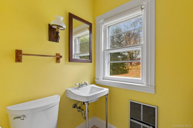 83 Hillside Avenue, Mount Kisco, NY 10549