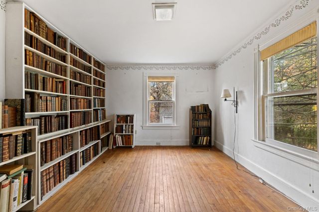 83 Hillside Avenue, Mount Kisco, NY 10549