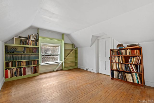 83 Hillside Avenue, Mount Kisco, NY 10549