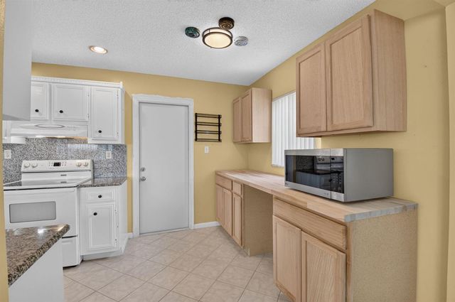 1710 SW 20th Street, Boynton Beach, FL 33426
