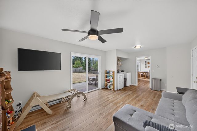 1581 NE 10th Avenue, Oak Harbor, WA 98277