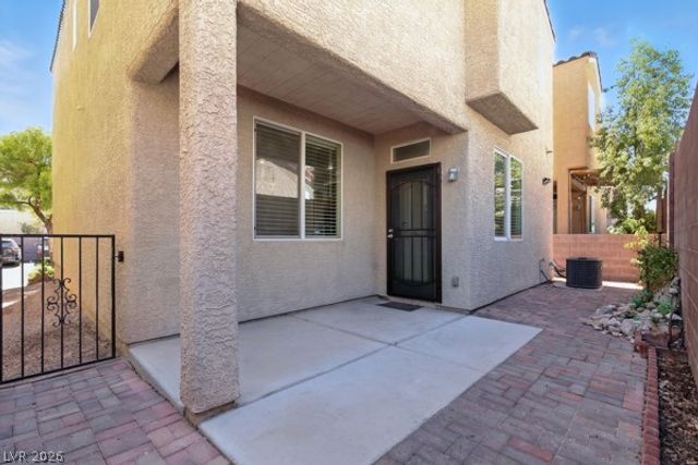 7369 Chrome Hill Street, Las Vegas, NV 89139