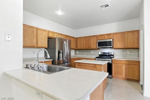 7369 Chrome Hill Street, Las Vegas, NV 89139