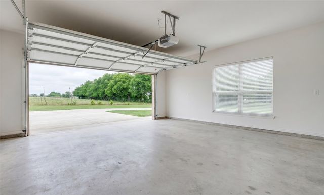 571 County Road 2830, Decatur, TX 76234