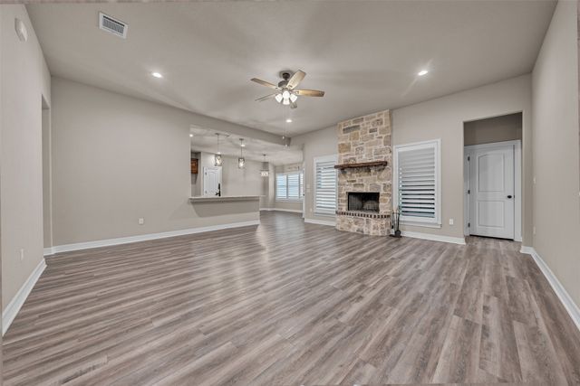 571 County Road 2830, Decatur, TX 76234