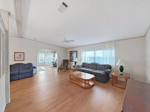 1819 SHERWOOD HILL DR, Lakeland, FL 33810