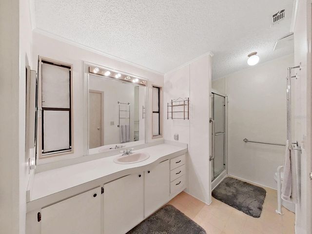 1819 SHERWOOD HILL DR, Lakeland, FL 33810