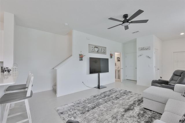 2661 SUNRAY VENUS WAY, Ruskin, FL 33570