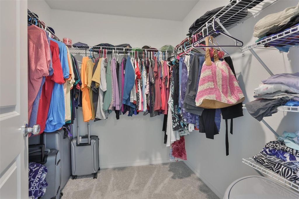 Image 22 of property listing at 2661 SUNRAY VENUS WAY, Ruskin, FL 33570