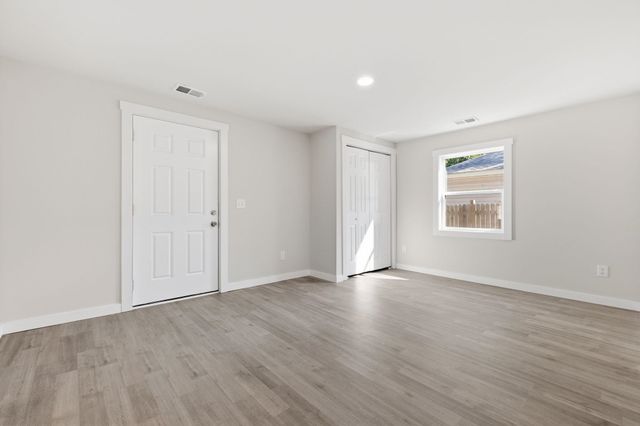 1744 John St., Conway, SC 29527