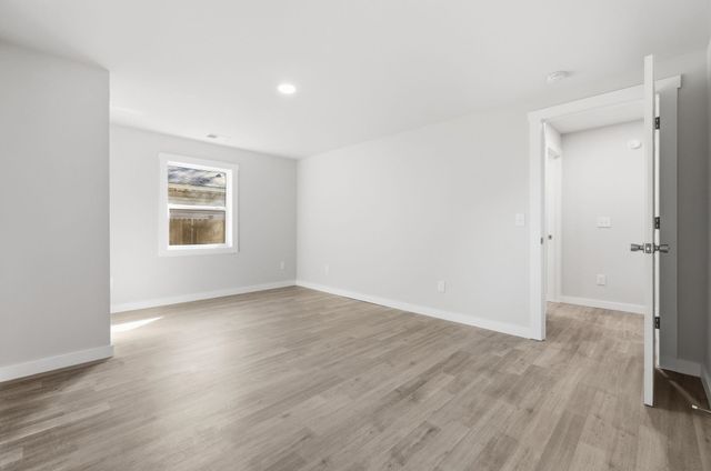 1744 John St., Conway, SC 29527
