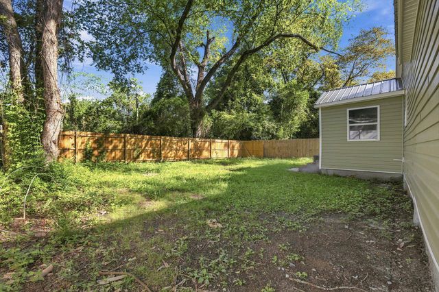 1744 John St., Conway, SC 29527