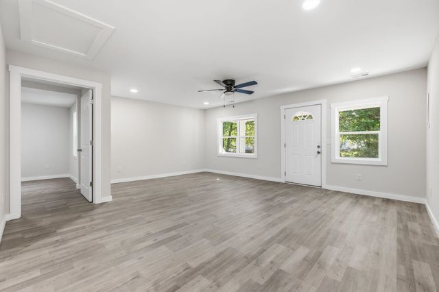 1744 John St., Conway, SC 29527