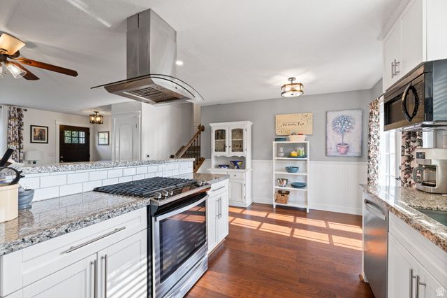 12152 S CINNAMON RIDGE RD, Sandy, UT 84094
