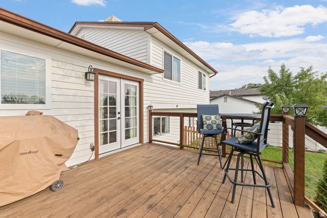 12152 S CINNAMON RIDGE RD, Sandy, UT 84094