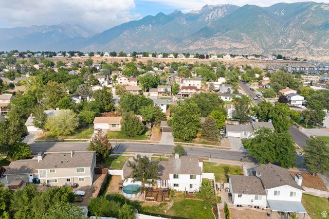 12152 S CINNAMON RIDGE RD, Sandy, UT 84094