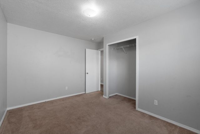 1742 Gallinas Road NE, Rio Rancho, NM 87144