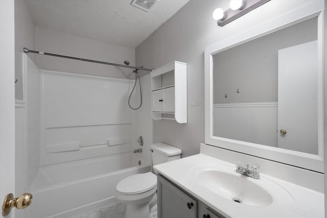1742 Gallinas Road NE, Rio Rancho, NM 87144