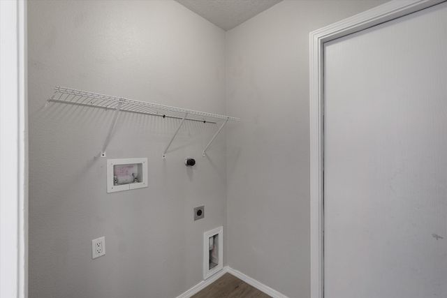 1742 Gallinas Road NE, Rio Rancho, NM 87144