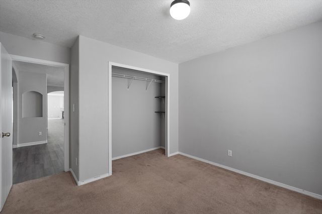 1742 Gallinas Road NE, Rio Rancho, NM 87144