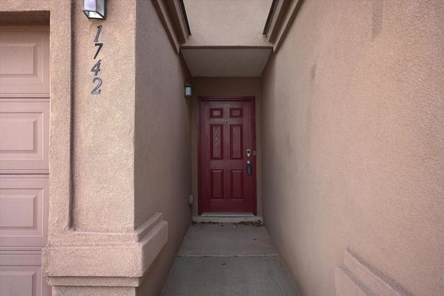 1742 Gallinas Road NE, Rio Rancho, NM 87144