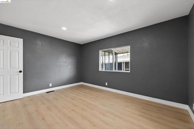 3645 Hawthorne Dr, Bethel Island, CA 94511