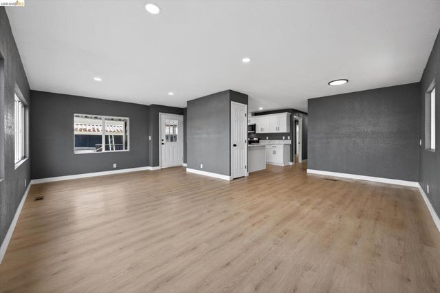 3645 Hawthorne Dr, Bethel Island, CA 94511