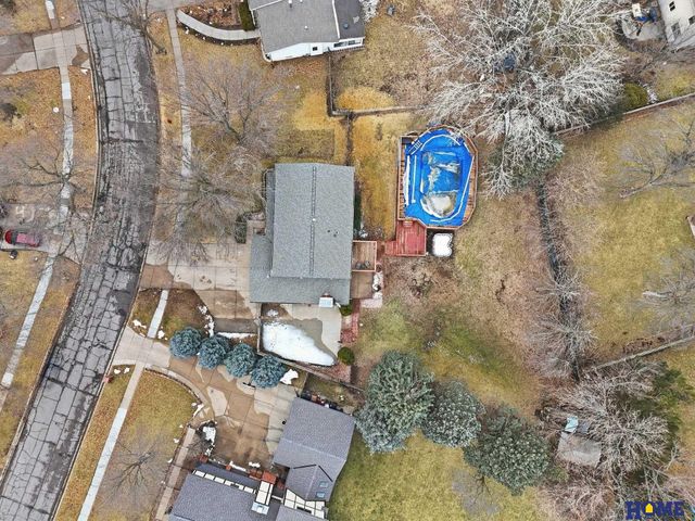 1924 Devoe Drive, Lincoln, NE 68506
