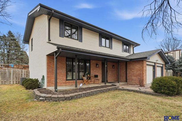 1924 Devoe Drive, Lincoln, NE 68506