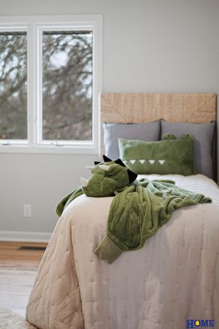 1924 Devoe Drive, Lincoln, NE 68506