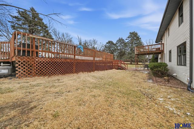 1924 Devoe Drive, Lincoln, NE 68506