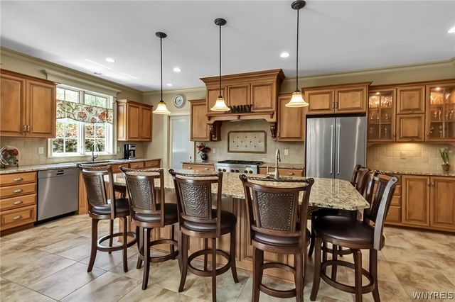 6155 Salt Road, Clarence, NY 14031