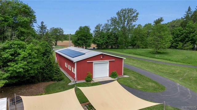 6155 Salt Road, Clarence, NY 14031