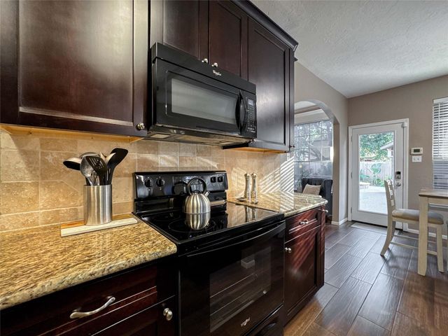 1804 San Jose Street, Friendswood, TX 77546