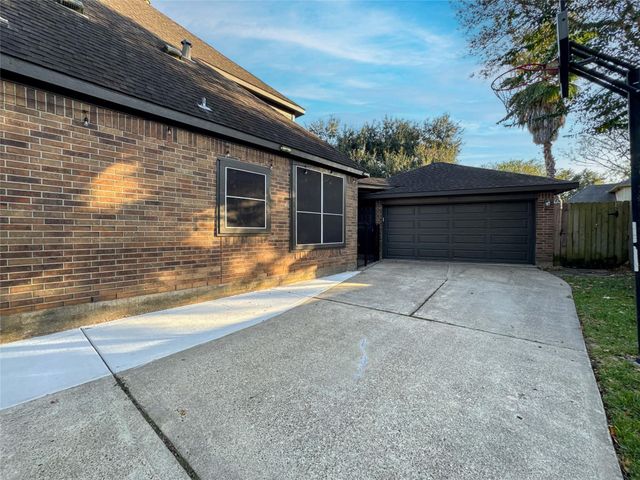 1804 San Jose Street, Friendswood, TX 77546