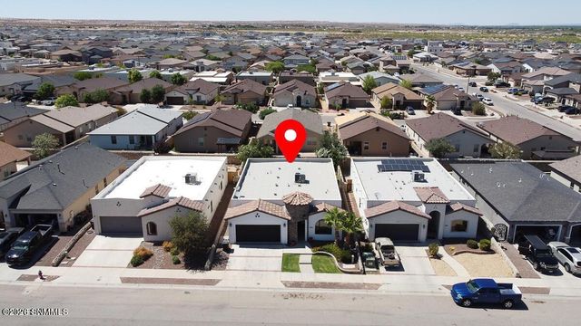 856 Cedar Park Avenue, Sunland Park, NM 88008