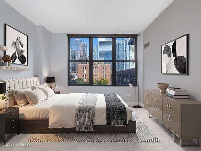 330 N Jefferson Street 402, Chicago, IL 60661